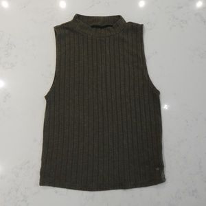 AEO First Essentials Mock Neck Crop Ribbed Tank S